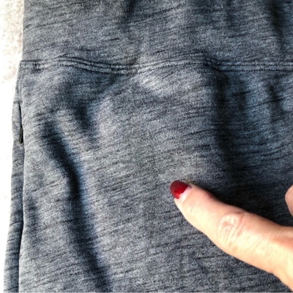 Lululemon Free To Roam Jogger Heathered Gray French Terry Size 8 - Picture 8 of 11
